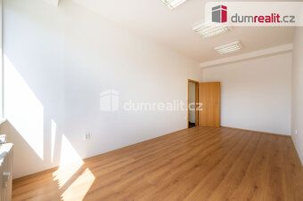 + paušální poplatky za energie 1.450,- Kč/m2/rok bez DPH. Ví