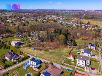 Nabízíme ke koupi stavební pozemek o výměře 1.649 m² v klidn