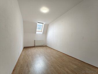 Rental of apartment 4+1, Jablonec center (Lidicka street) -- PROSTO