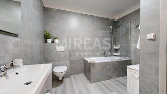 Nabízíme Vám moderní mezonetový byt 3+kk 70 m² se zahrádkou 