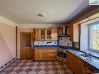 For Sale semi-detached house in the village of Bzí near Blovice, Letiny