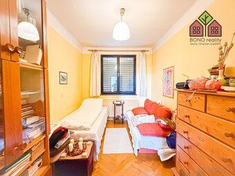 BONO real estate offers for sale on behalf of the owner an attractive family house with 3…