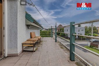 Exkluzivně Vám nabízíme k prodeji prostornou vilu s balkonem