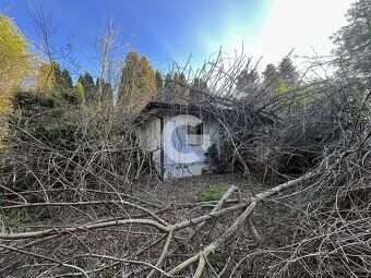 Nabízíme k prodeji atraktivní pozemek o celkové výměře 1 976