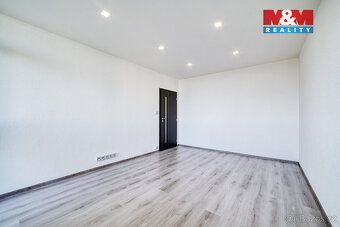 Nabízíme Vám prodej bytu 2+1, 56 m2, nacházející se ve třetí