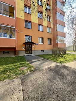 Nabízíme k dlouhodobému podnájmu moderní a útulný byt 1+kk o