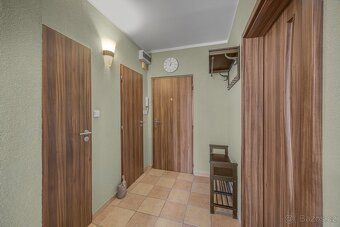 Nabízíme k prodeji bytovou jednotku 2+1 57 m2 po částečné re