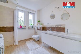 Prodej slunného bytu 2+kk o užitné ploše 51 m² v cihlovém do