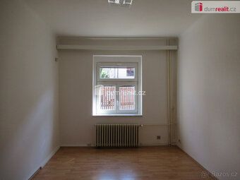 +popl. 5000, , pronájem hezkého bytu po částečné rekonstrukc