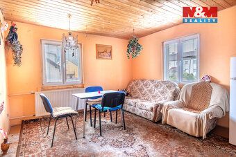 Nabízíme k prodeji rodinný dům se zahradou o celkové ploše 9