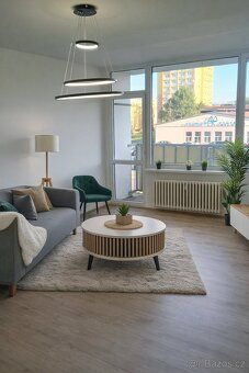 Nabízím k dlouhodobému pronájmu světlý a moderní byt 3+kk po