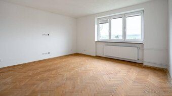 Nabízím k pronájmu prostorný byt 3+1, 70 m2 po rekonstrukci 