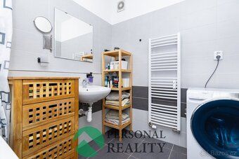 Ev.č. 02927 Nabízíme k prodeji prostorný byt o dispozici 4+k