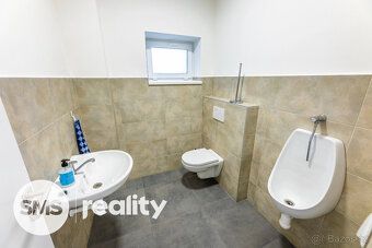 Nabízíme k pronájmu komerční halu po kompletní rekonstrukci 
