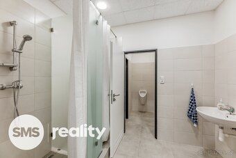 Nabízíme k pronájmu moderní, zkolaudovanou výrobní a skladov
