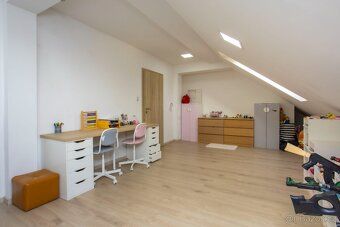 Prostorný mezonet 3+1 (138 m²) v žádané lokalitě Pardubice –