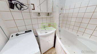 Nabízíme k prodeji byt v osobním vlastnictví o dispozici 2+1