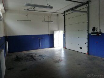 Pronájem sdíleného skladu, garáže o ploše cca 27 m2 v Jablon