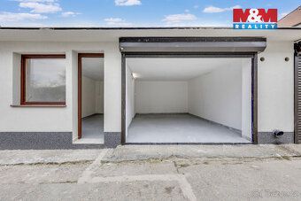 Nabízíme k prodeji zrekonstruovaný rodinný dům se dvěma samo