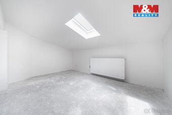Představuji Vám rodinný dům 8+kk o užitné ploše 312 m², kter