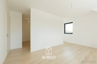 Ev.č. 00115 Nabízím k prodeji nově zkolaudovaný rodinný dům 