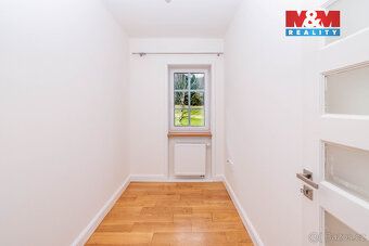 Prodej unikátní novostavby z roku 2025 s pozemkem 4795 m² v 