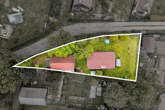 Ev.č. 00022 Dvě samostatné chaty na jednom pozemku v obci Po