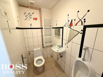 Plně vybavený penzion s restaurací, venkovní terasou a kompl