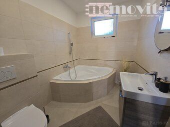 Ev.č. 02608 Exkluzivně nabízíme moderní soběstačnou novostav