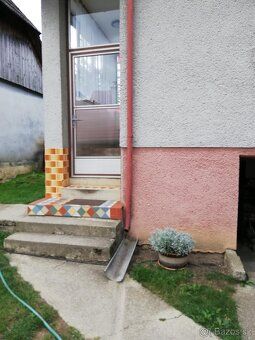 Ponúkame na predaj rodinný dom Nachádza sa v krásnej prírode