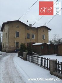 Nabízíme k pronájmu pěkný malýbyt 2+1 v cihlovém domě v Brou