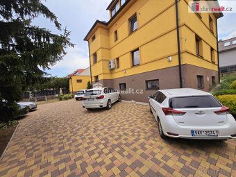 +popl. 2400, , pronájem světlého bytu, v rodinném domě o dis
