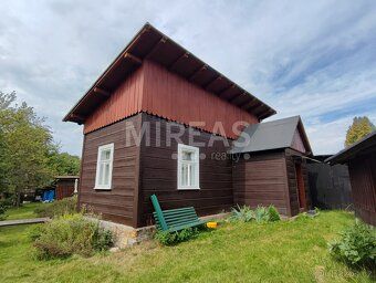 Nabízíme Vám k prodeji chalupu 1+1/70 m2 s obytnou stodolou 