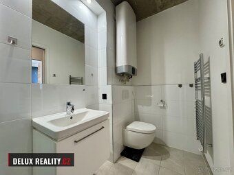 Prodej bytu 1+kk, 21 m² + sklep 2 m², Šatovská 9, Znojmo - O
