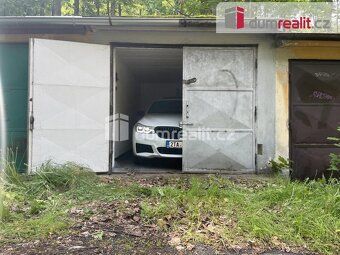 , Nabízíme k prodeji zděnou garáž na ulici Hřbitovní. Garáž 