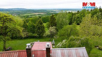 Nabízíme k prodeji samostatně stojící chatu 4+kk ve Vyšních 
