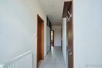 Nabízíme k prodeji rodinný dům v klidné a velmi oblíbené čás