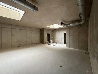 Nabízíme pronájem obchodního prostoru o celkové ploše 10 m2 