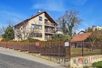 Pronájem garsoniéry 25m2, Praha 8, u metra KobylisyNabízíme 