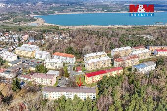 Nabízíme k prodeji byt 2+1 v osobním vlastnictví v klidné čá