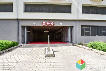 Nabízíme Vám k pronájmu garážové stání v suterénu nového byt