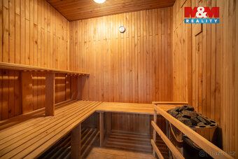 Nabízíme k prodeji rodinný dům o užitné ploše cca 170 m², si