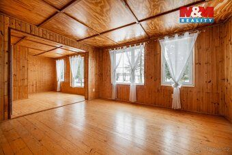 Nabízíme k prodeji rodinný dům o užitné ploše cca 170 m², si