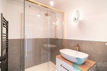 Nabízíme k prodeji byt o dispozici 3+kk a užitné ploše 72 m²