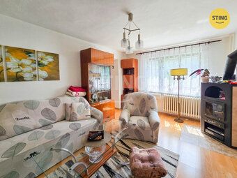 Nabízíme Vám ke koupi 2 podlažní rodinný dům s dispozicí 4+1