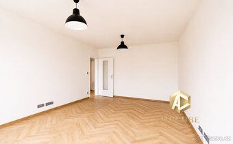 Nabízím k pronájmu prostorný a světlý byt po kompletní rekon