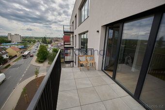 Nabízíme pronájem světlého bytu 1+kk, 44m2 + balkon 7,5m2, k