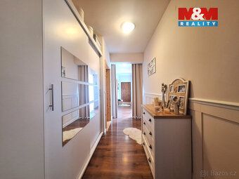 Nabízíme k prodeji moderní novostavbu rodinného domu o dispo