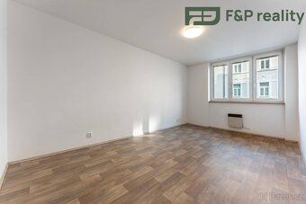 Nabízíme k pronájmu příjemný byt 2+1 v Libni s výměrou 52 m2
