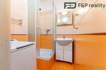 Nabízíme k pronájmu příjemný byt 2+1 v Libni s výměrou 52 m2
